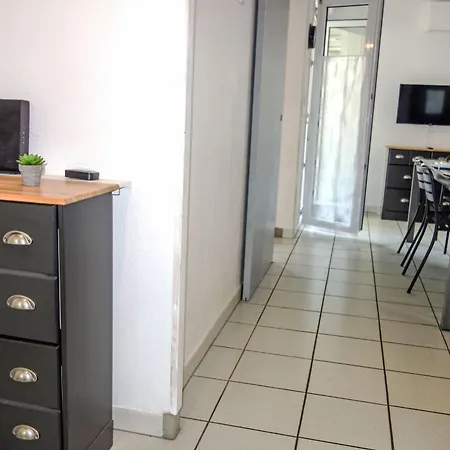 Les Pierres De Jade By Interhome Appartement Saint-Cyprien (Pyrenees-Orientales)